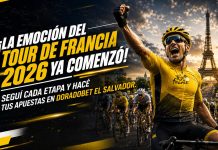 Ciclistas durante una etapa del Tour de Francia 2026 compitiendo por el maillot amarillo en DoradoBet El Salvador.